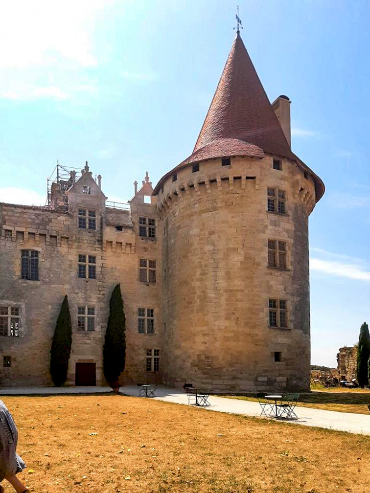chateau flamerans